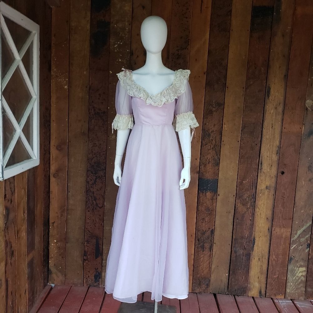 Vintage USA & Union Made Purple W/Lace Dress